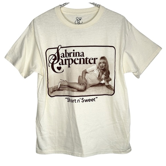 Sabrina Carpenter Tops - Sabrina Carpenter Short N Sweet T Shirt Small Graphic Crewneck Short Sl Merch